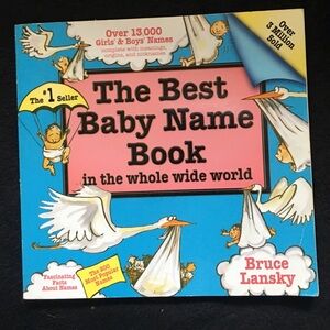 The Best Baby Name Book 📖